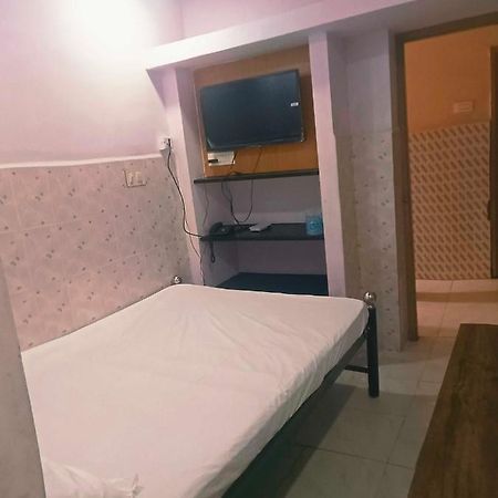 Spot On Sri Krish Hotel Vellore Buitenkant foto